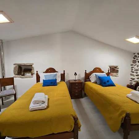 Casa Da Caleira بيت ضيافة Sernancelhe